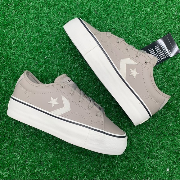 converse replay platform trainers